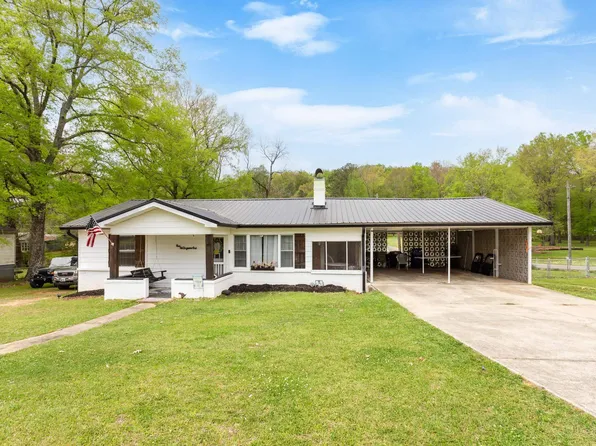 121 Wolf Creek Rd N, Pell City, AL 35125