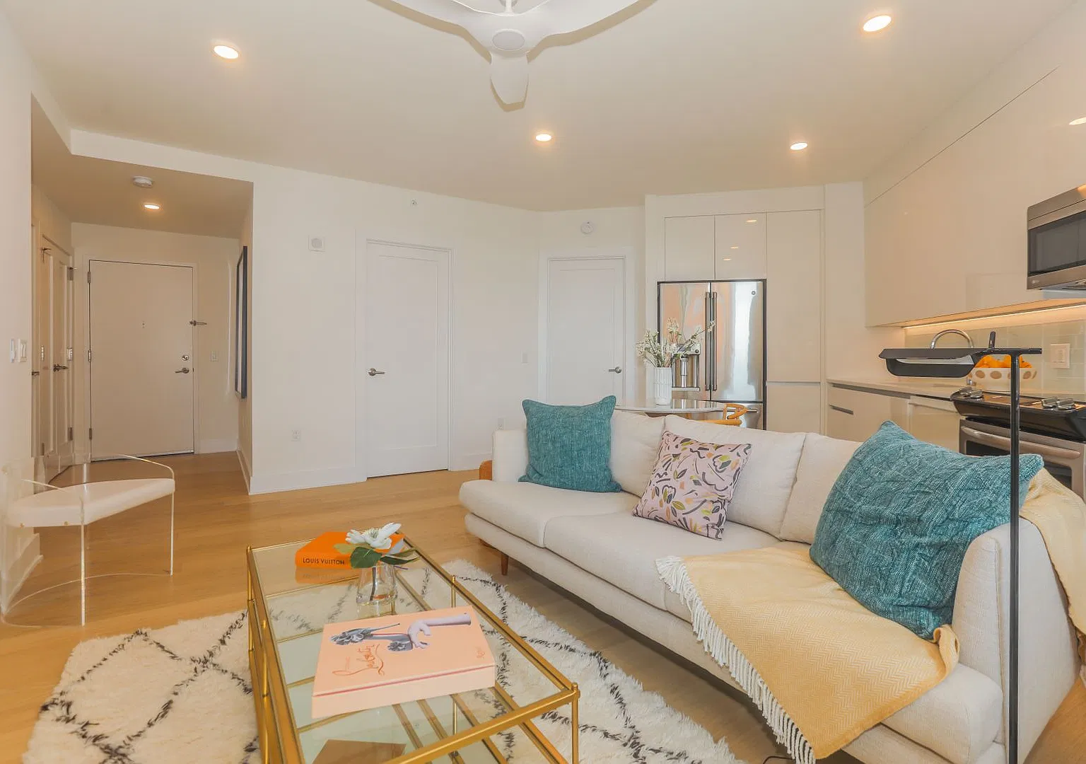 The Duchess Residential. — Photo 2