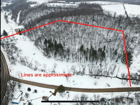 17566 Sleepy Valley Rd, Hillsboro, WI 54634