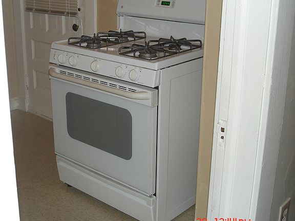 4th image of 9821 Denison Ave