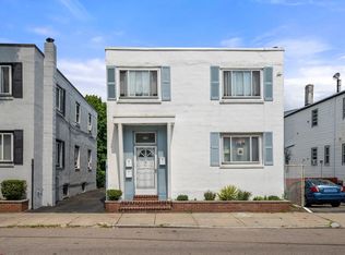 842 Saratoga St, East Boston, MA 02128