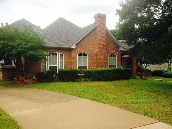 4th image of 1612 Shirley Way