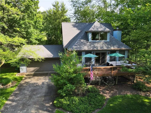 7154 Elgin Rd, Sherrodsville, OH 44675