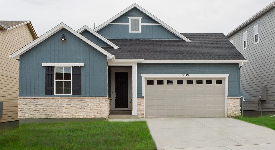 Farmhouse Style Exterior