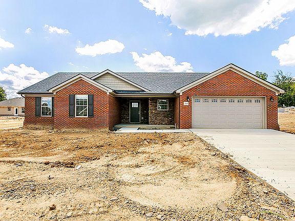 2nd image of 305 Divine Dr