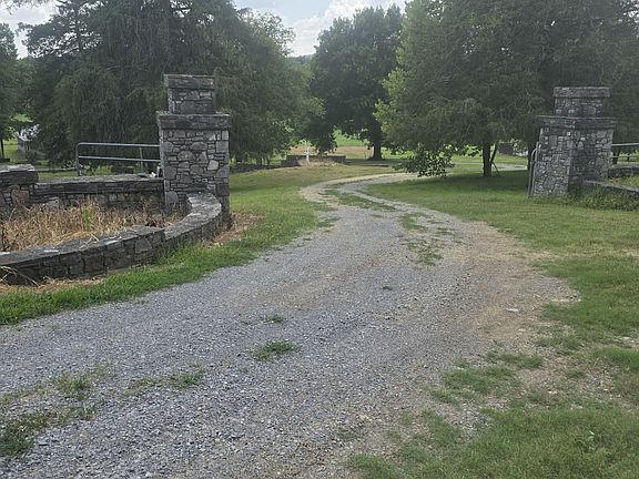2nd image of 34 Short Rd