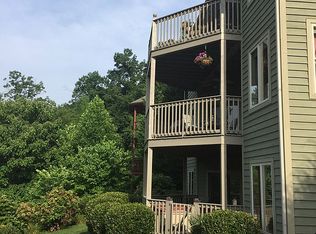 911 Smoky Bears Way, Gatlinburg, TN 37738