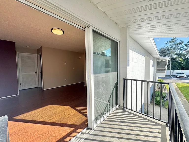 1550 11th St NE #D7 — Photo 25