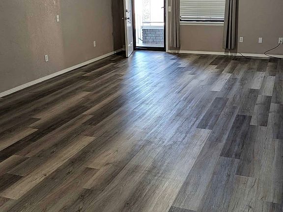 2nd image of 508 N Market Ave #A