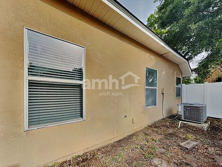 11551 Oak Meadow Ln — Photo 23