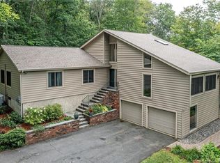 12 Woods Way, New Fairfield, CT 06812