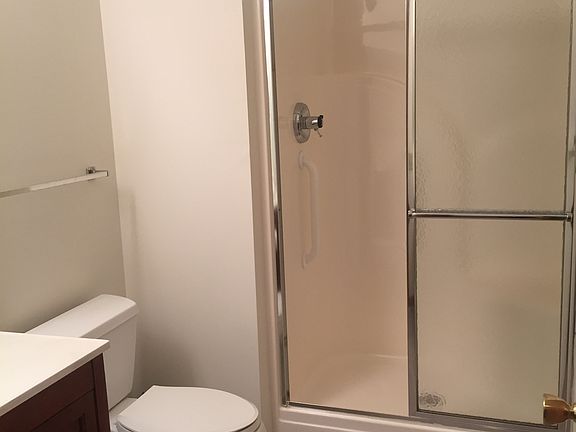 5th image of 500 Circle Dr