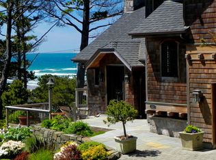 2220 S Pacific St, Cannon Beach, OR 97110
