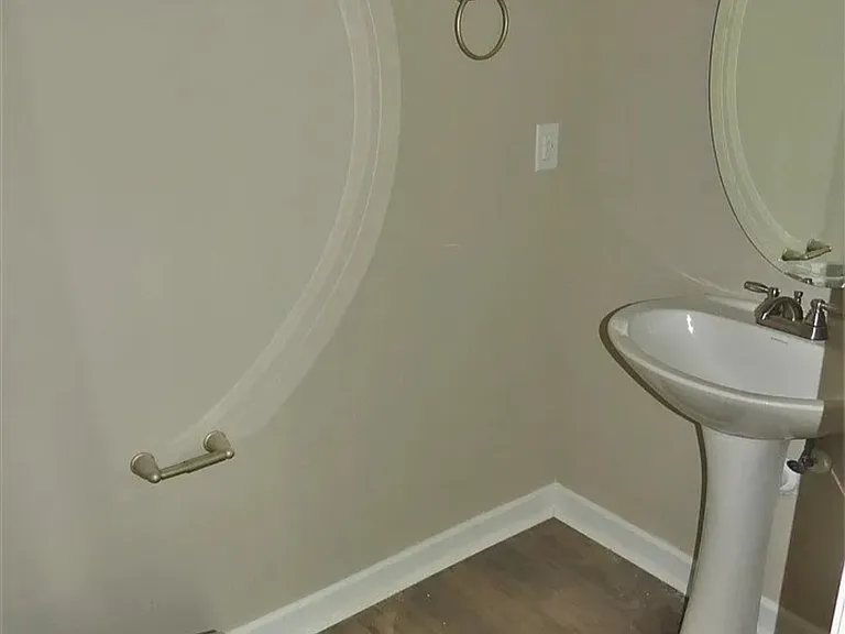 408 Washington St — Photo 14