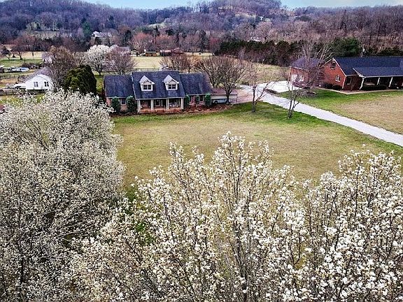 3rd image of 4360 Scott Hollow Rd