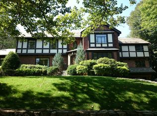 86 Shaw Rd, Brookline, MA 02467