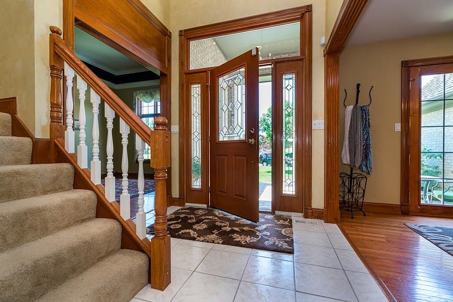 1st image of 9760 Burnet Isle Dr