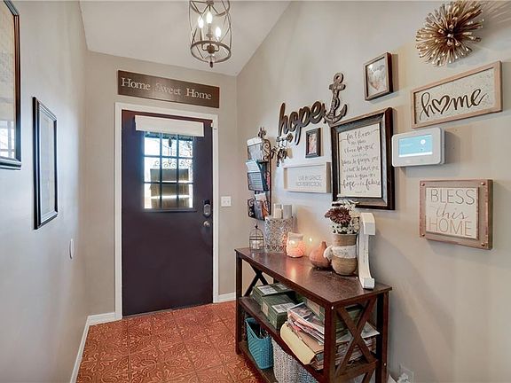 4th image of 1404 W Avenue C
