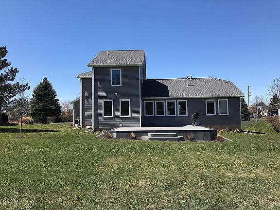 3rd image of 13041 Minnetonka Dr