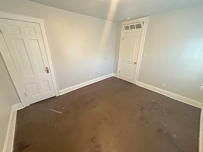 10 Emmons Pl #8 — Photo 17