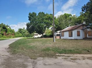 1145 6th St, Hempstead, TX 77445
