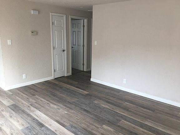 5th image of 1059 Palmwood Dr