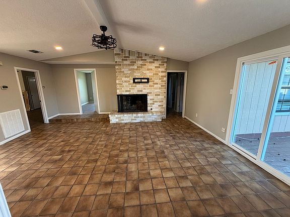 2nd image of 290 Rosine St