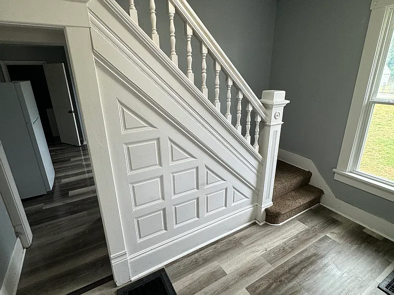 608 Hazlett Ave NW — Photo 7