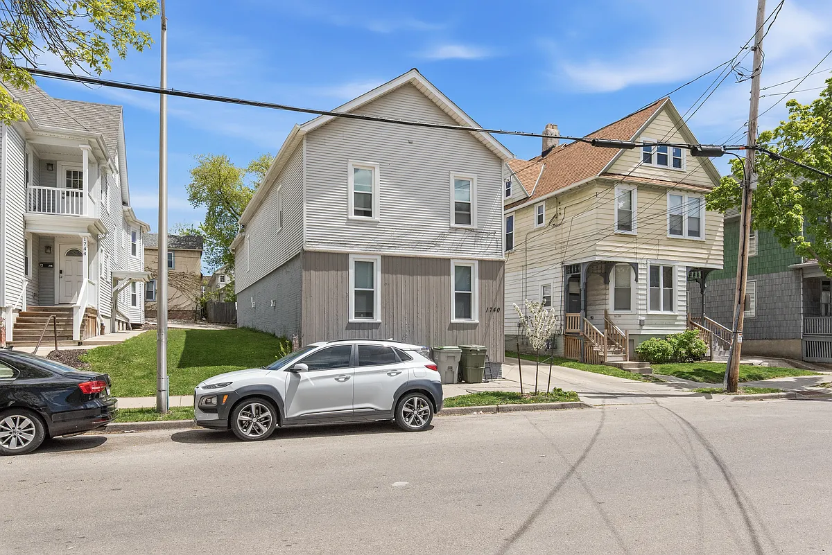 Building Photo - 1740 N Arlington Pl #A