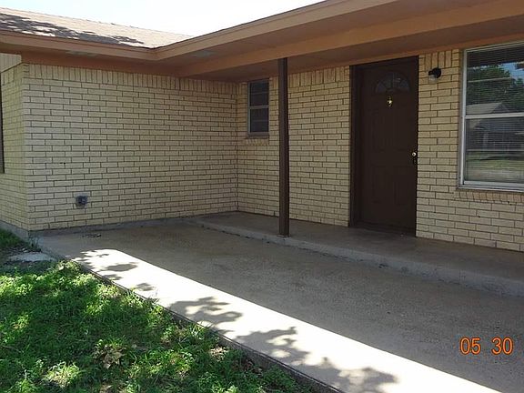 3rd image of 5402 Hooper Dr