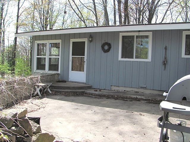 2nd image of 3205 Maple Creek Dr