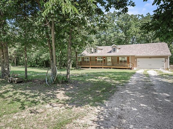 3rd image of 95 O'Shaw Dr