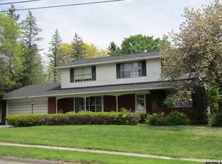 138 Pleasantview Dr, Cobleskill, NY 12043