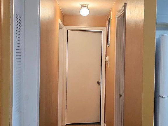 2nd image of 7208 Sybaris Dr