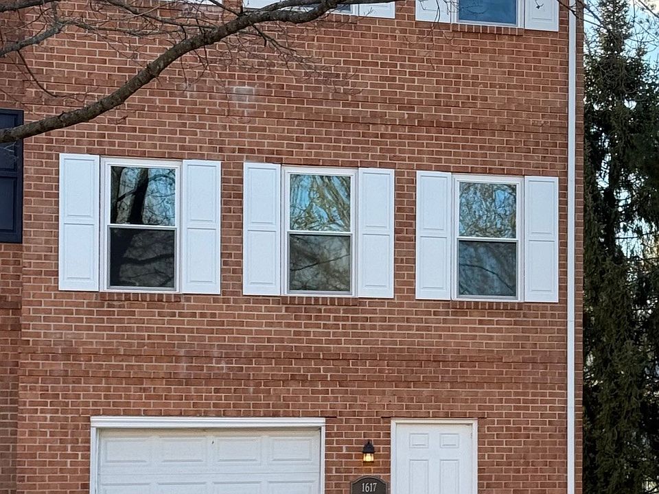 1st image of 1617 S Coventry Ln