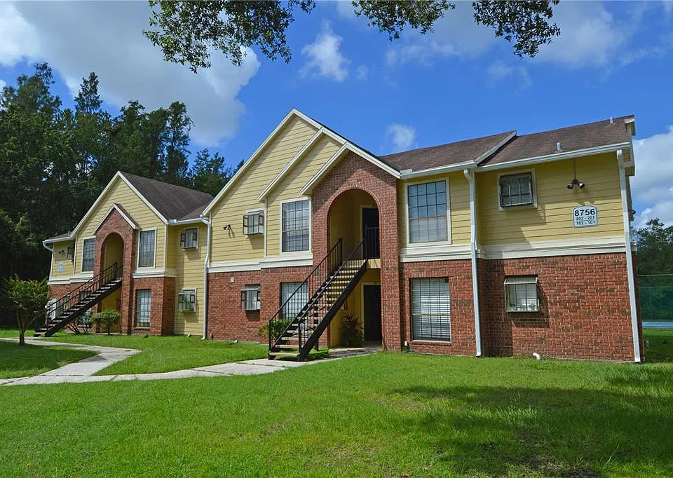 8754 Mallard Reserve Dr #202