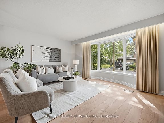 4th image of 43 Melville Cres