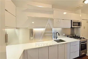 Rented by Peter Ashe