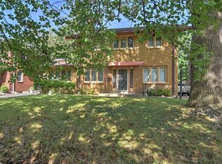 1528 W Riverview Ave, Decatur, IL 62522