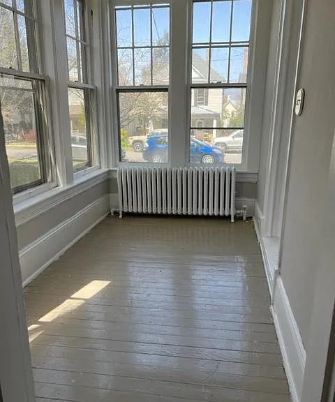 604 Mountain Ave SW #1 — Photo 5
