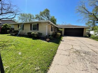 4900 Old Salem Rd, Englewood, OH 45322