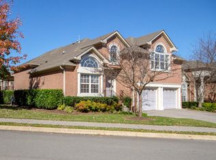 1002 Golf Club Cir W, Hendersonville, TN 37075