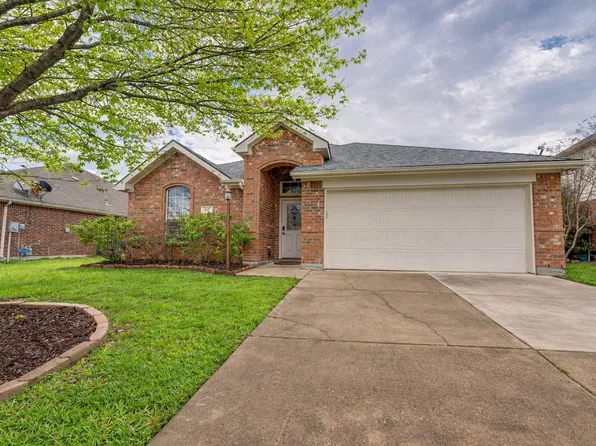 217 Arabian Rd, Waxahachie, TX 75165