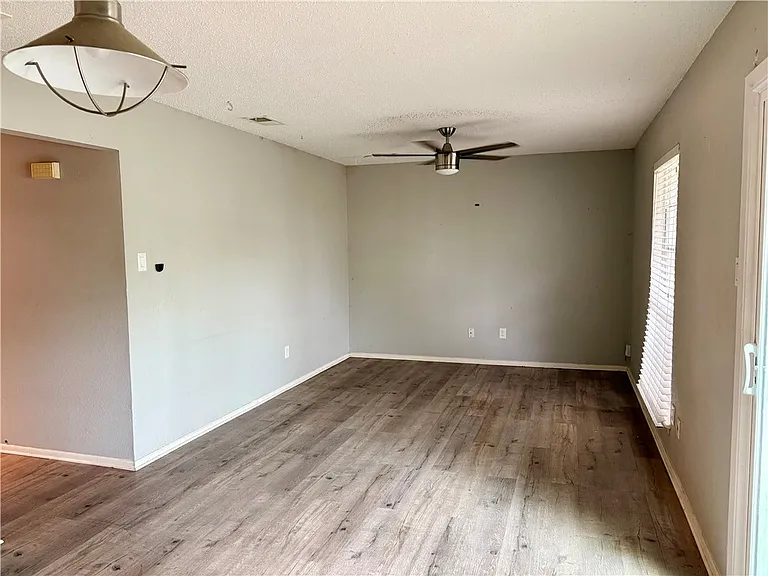 865 Quetzal St #3 — Photo 4