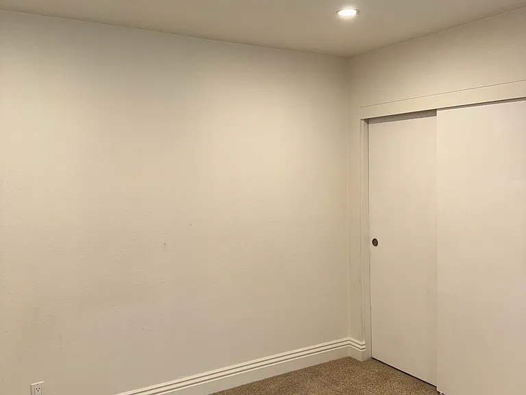 22822 Nolan St — Photo 5