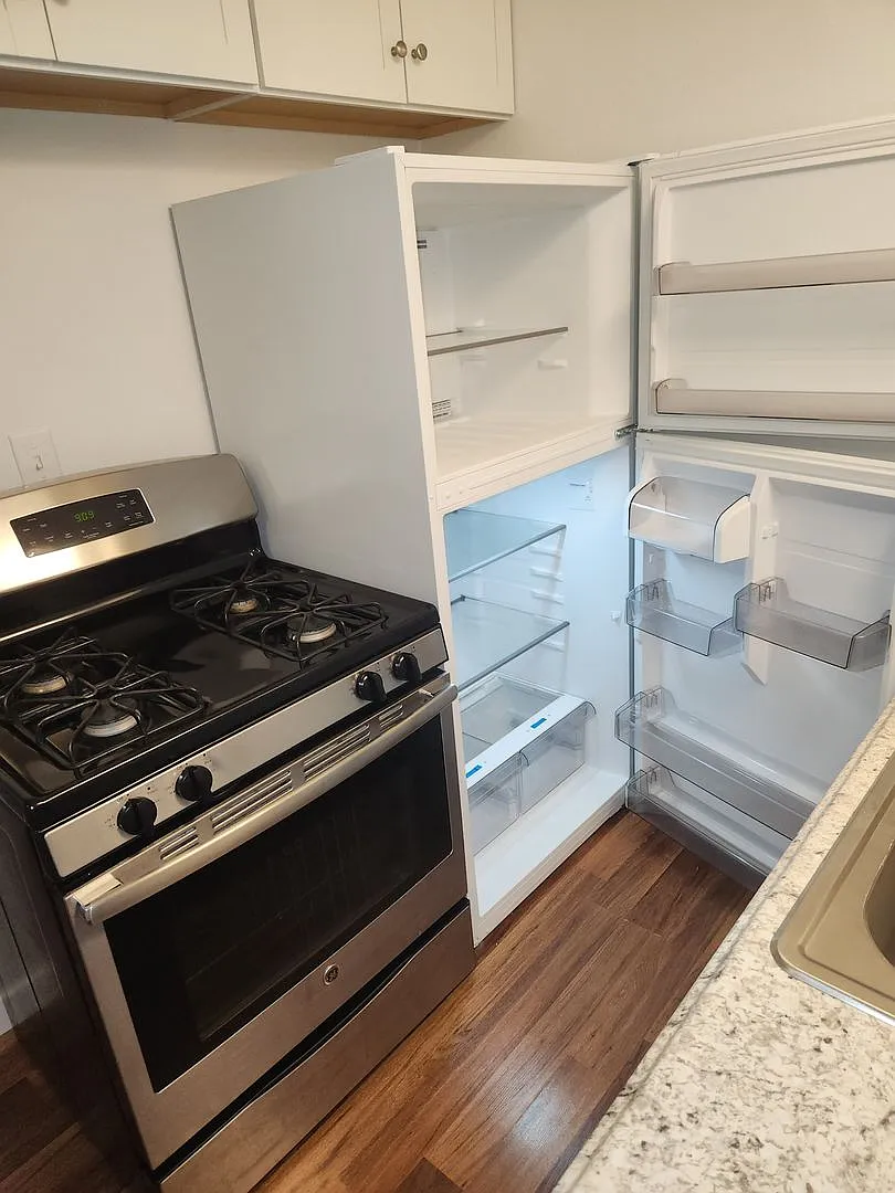 Forest Hill Apartments — Photo 3