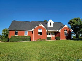 40 County Road 828, Collinsville, AL 35961