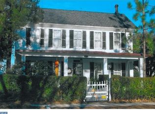 112 River Dr, Titusville, NJ 08560