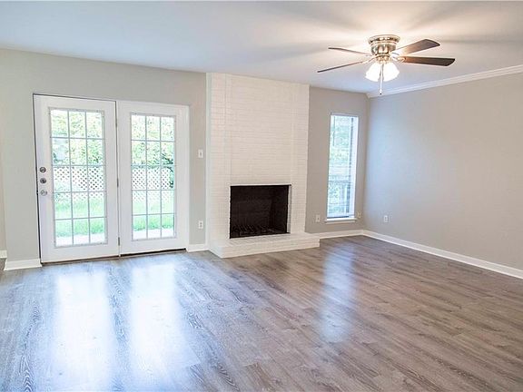 4th image of 1510 Greenfield Dr