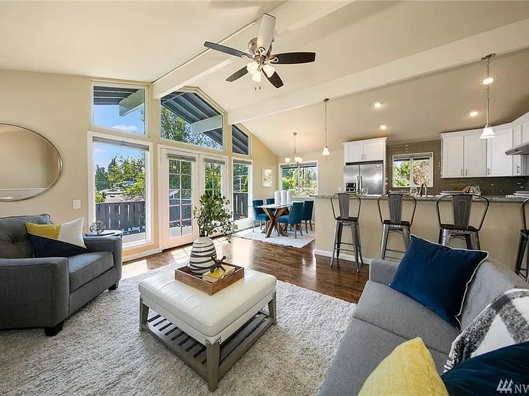 3806 224th Pl SW — Photo 4